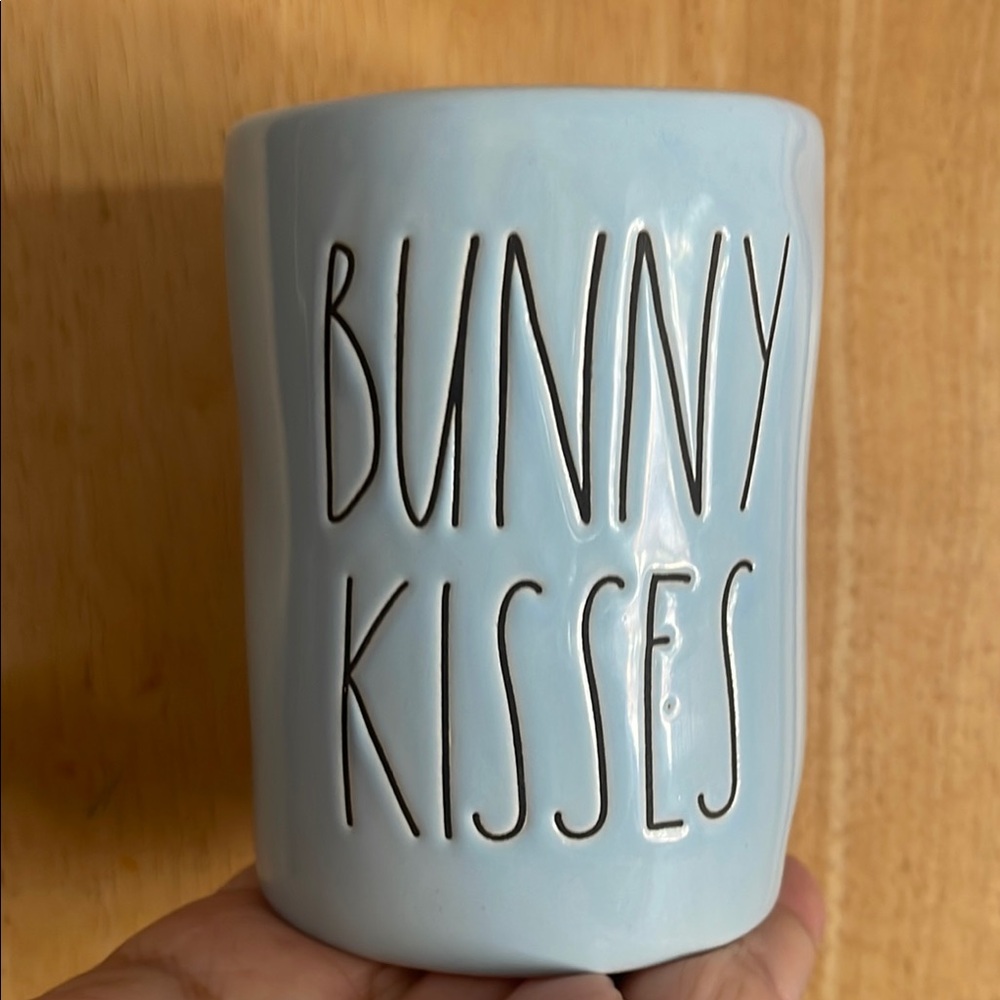 Rae Dunn Bunny Kisses Light Blue Marshmallow Berry Candle